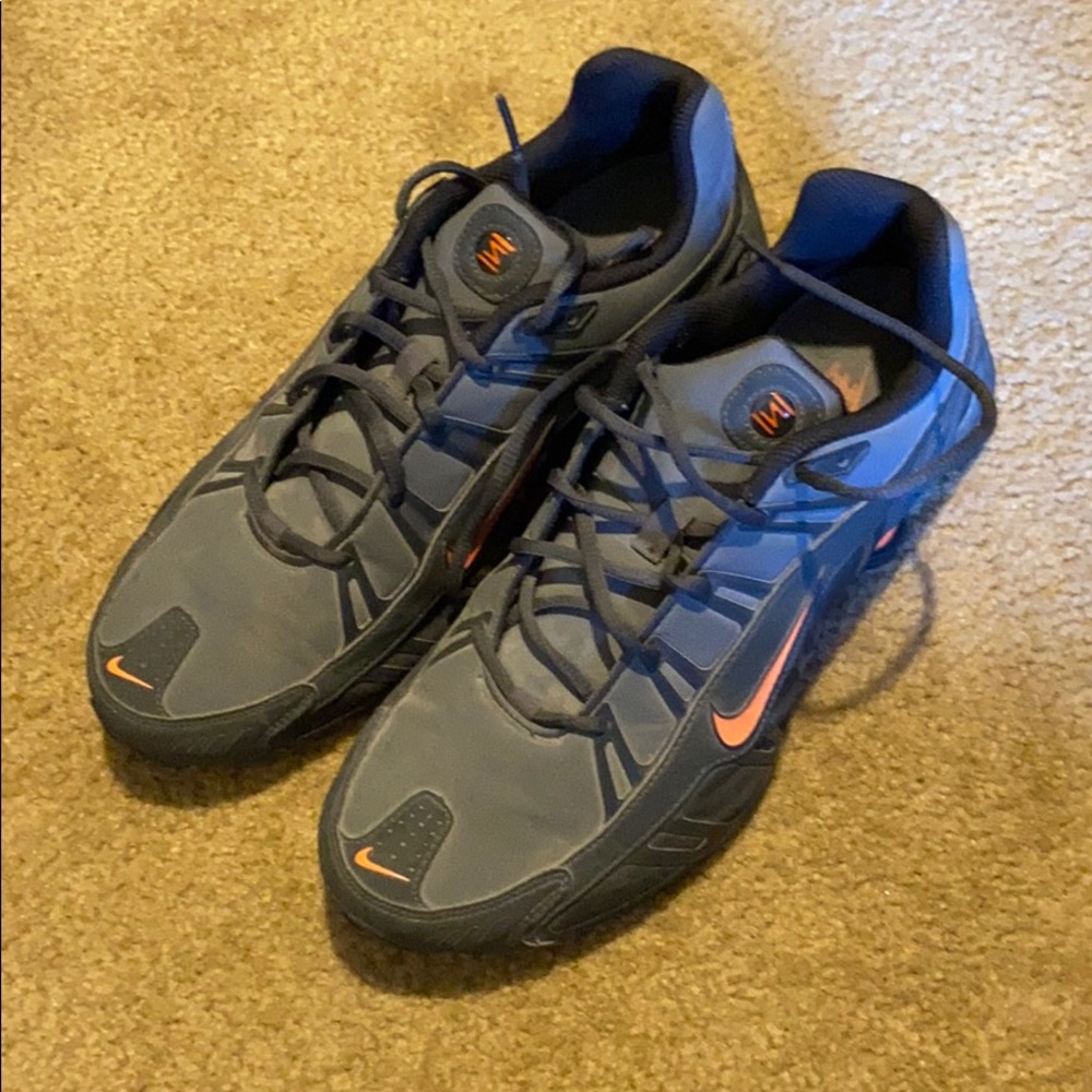 Men’s Nike Shox size 10.5